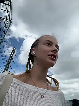 Snapshot of enjoy_my_beauty chatting on 12-22-24, 05:12 enjoy my beauty online show from 12-22-24, 05:12