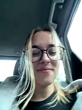 enjoy my beauty online show from 12-17-25, 11:27