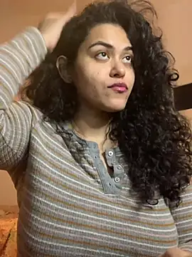 Curvydesifromgermany online show from 01-06-25, 04:44