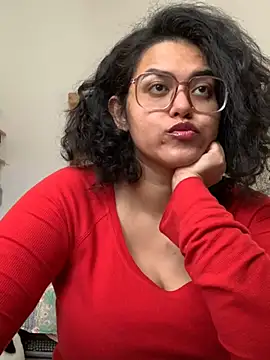 Curvydesifromgermany online show from 03-20-25, 08:31