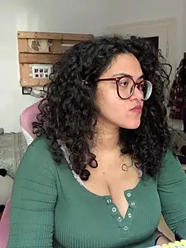 Curvydesifromgermany online show from 06-14-26, 03:47