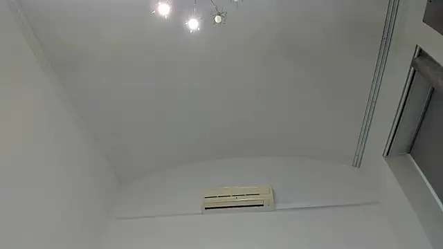Snapshot of Moon__Eclipse chatting on 12-22-24, 07:44 Moon  Eclipse online show from 12-22-24, 07:44