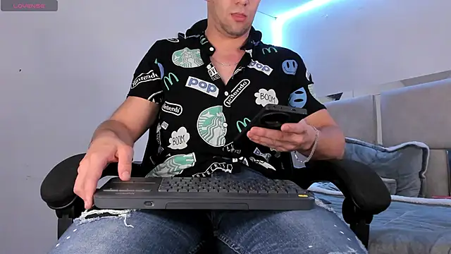 Damon Bakert online show from 02-08-25, 09:04