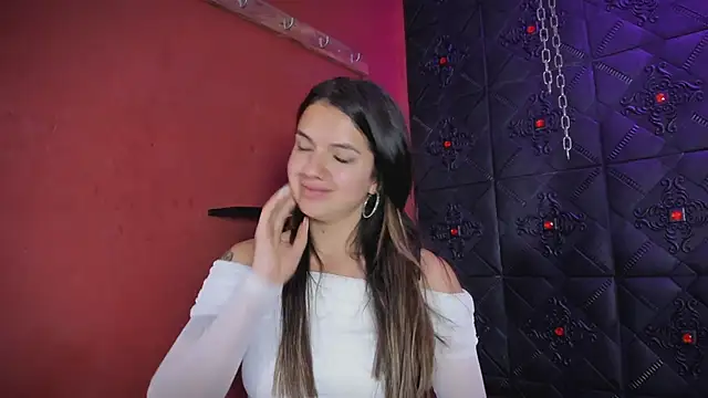 annavi  online show from 04-22-26, 07:15