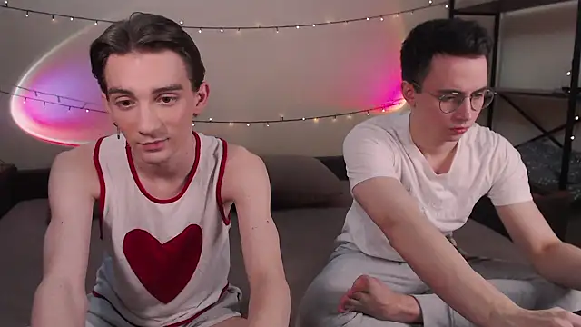 EliotMarks online show from 03-10-25, 04:35