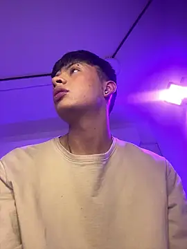 Steev Novoa online show from 12-04-24, 08:23