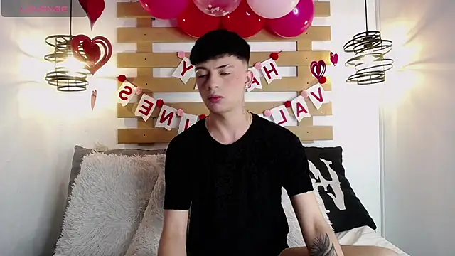 Steev Novoa online show from 02-08-25, 04:25