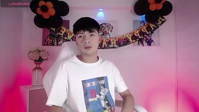 Steev Novoa online show from 10-18-25, 08:31