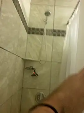 Snapshot of bigdickdaddy2184 chatting on 12-09-24, 12:23 bigdickdaddy2184 online show from 12-09-24, 12:23