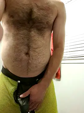 Snapshot of bigdickdaddy2184 chatting on 01-04-25, 03:50 bigdickdaddy2184 online show from 01-04-25, 03:50