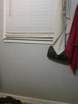 Snapshot of bigdickdaddy2184 chatting on 11-08-25, 10:15 bigdickdaddy2184 online show from 11-08-25, 10:15