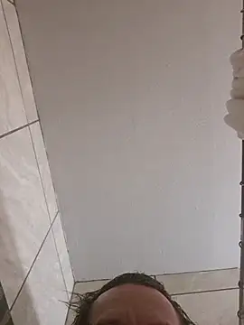 Snapshot of bigdickdaddy2184 chatting on 11-13-25, 03:55 bigdickdaddy2184 online show from 11-13-25, 03:55