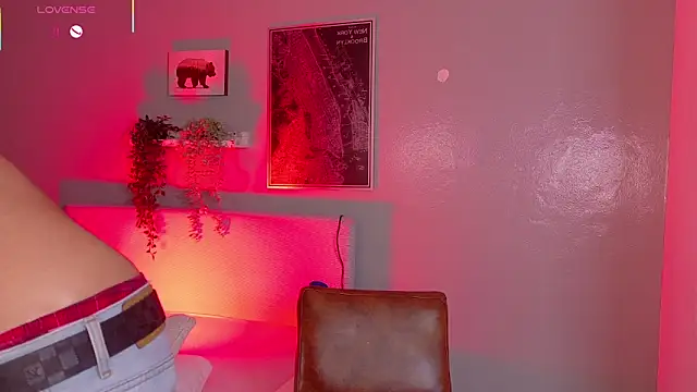 Snapshot of Ken-boy_ chatting on 06-09-26, 10:16 Ken-boy online show from 06-09-26, 10:16
