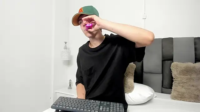 Dei v 48 online show from 02-13-25, 07:52