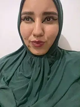 hannahayat online show from 01-16-25, 04:07