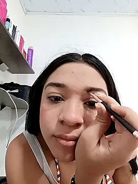 -VICKKY online show from 12-19-25, 01:51