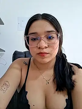 -VICKKY online show from 04-06-26, 07:15