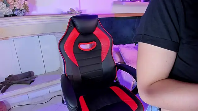 tiffany becker online show from 02-13-25, 08:03