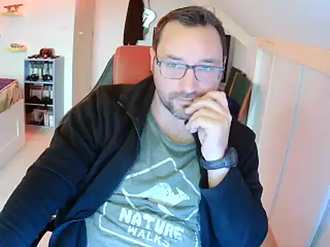 Snapshot of Fantaxx86 chatting on 12-13-24, 11:23 Fantaxx86 online show from 12-13-24, 11:23