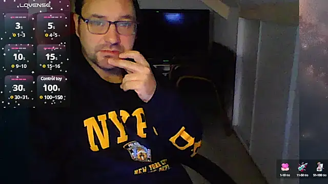 Snapshot of Fantaxx86 chatting on 12-24-24, 09:50 Fantaxx86 online show from 12-24-24, 09:50