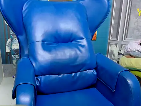 Snapshot of Cherry_6969 chatting on 11-29-25, 04:04 Cherry 6969 online show from 11-29-25, 04:04