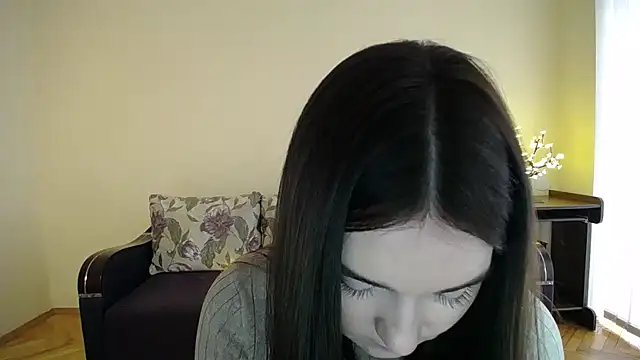 Pretty shy online show from 01-13-25, 08:58