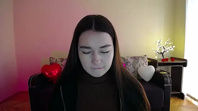 Pretty shy online show from 03-18-25, 08:58