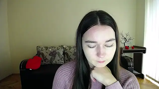 Pretty shy online show from 10-07-25, 09:28