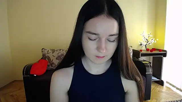 Pretty shy online show from 06-05-26, 09:04