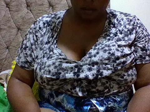 zoey10 online show from 09-15-25, 04:29