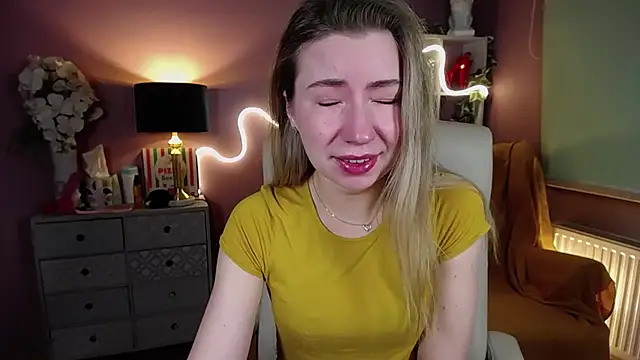 Mia Tasty online show from 02-13-25, 07:24