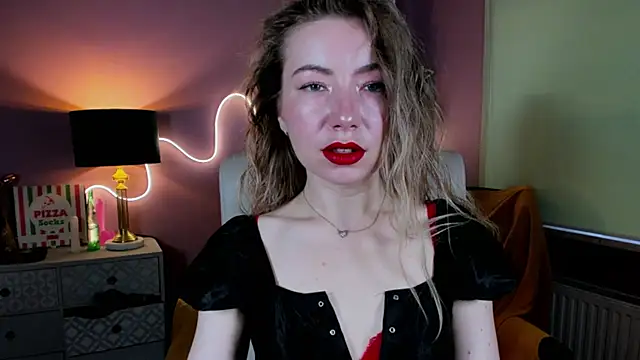 Mia Tasty online show from 10-31-25, 07:31