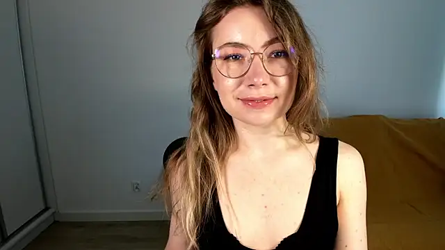 Snapshot of Mia_Tasty chatting on 05-03-26, 01:39 Mia Tasty online show from 05-03-26, 01:39