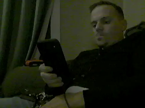 Snapshot of Rollinhard6969 chatting on 01-19-25, 04:01 Rollinhard6969 online show from 01-19-25, 04:01