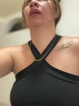 Snapshot of Emiily_lee chatting on 01-27-25, 12:16 Emiily lee online show from 01-27-25, 12:16