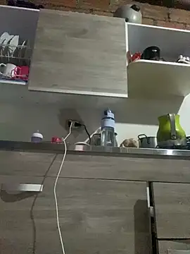 Snapshot of Emiily_lee chatting on 02-02-25, 11:21 Emiily lee online show from 02-02-25, 11:21