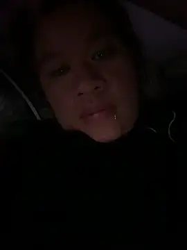 Snapshot of Emiily_lee chatting on 03-02-25, 11:09 Emiily lee online show from 03-02-25, 11:09