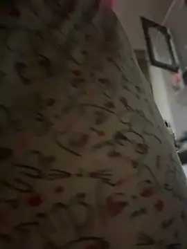 Snapshot of Emiily_lee chatting on 12-04-25, 07:28 Emiily lee online show from 12-04-25, 07:28