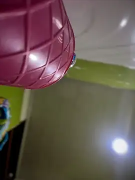 Emiily lee online show from 04-22-26, 09:11