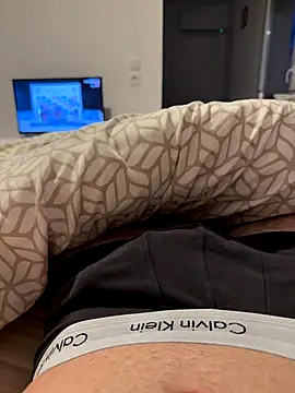 Snapshot of sudistept chatting on 12-03-25, 04:27 sudistept online show from 12-03-25, 04:27