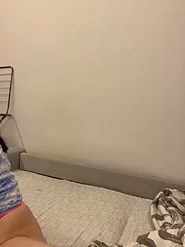 Snapshot of AnaWest chatting on 11-17-25, 03:56 AnaWest online show from 11-17-25, 03:56