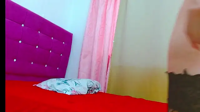 chantalsemenova1 online show from 03-17-26, 03:59