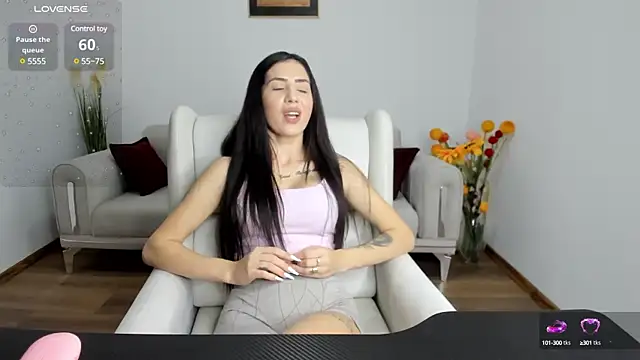 Snapshot of Emmapmg chatting on 01-26-25, 05:34 Emmapmg online show from 01-26-25, 05:34