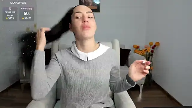 Snapshot of Emmapmg chatting on 02-03-25, 10:14 Emmapmg online show from 02-03-25, 10:14