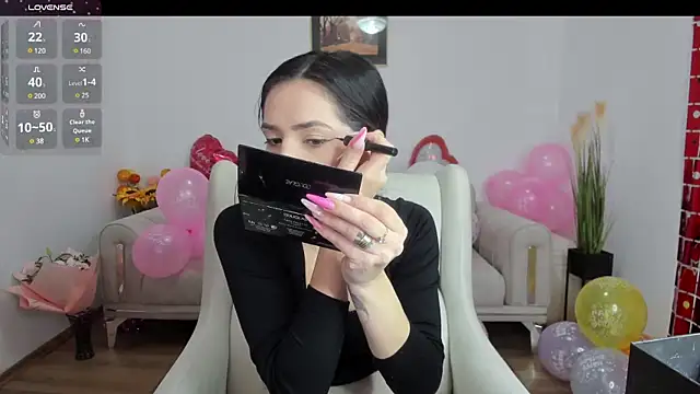 Snapshot of Emmapmg chatting on 02-11-25, 09:31 Emmapmg online show from 02-11-25, 09:31