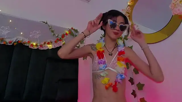 BonnieCute  online show from 01-15-25, 02:46