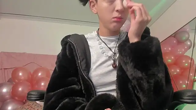 BonnieCute  online show from 03-12-25, 11:42