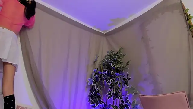 BonnieCute  online show from 10-10-25, 11:48