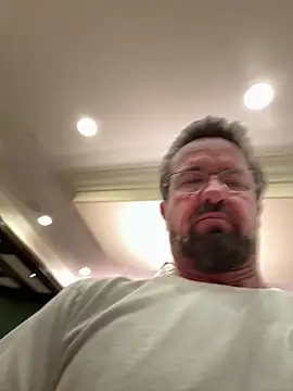 sluttydylan online show from 09-09-25, 02:44