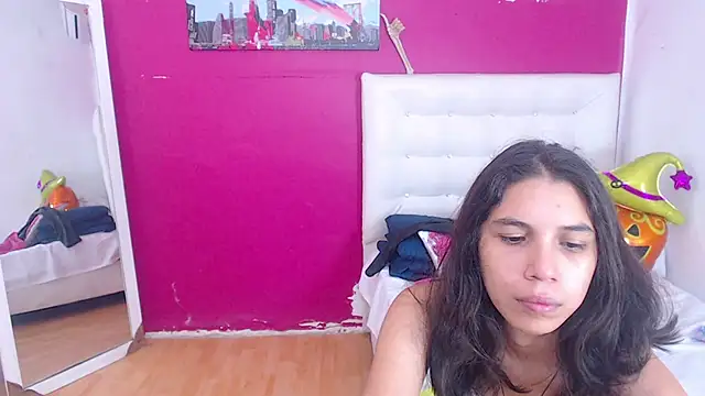 nextdoor fantasy1 online show from 10-29-25, 03:20